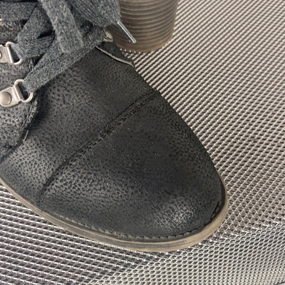 Billabong Black Booties Lined size 8 - Picture 12 of 15